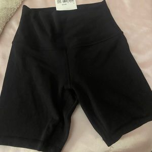 ‼️NWT‼️ Lululemon Align 6” Biker Shorts Size 4